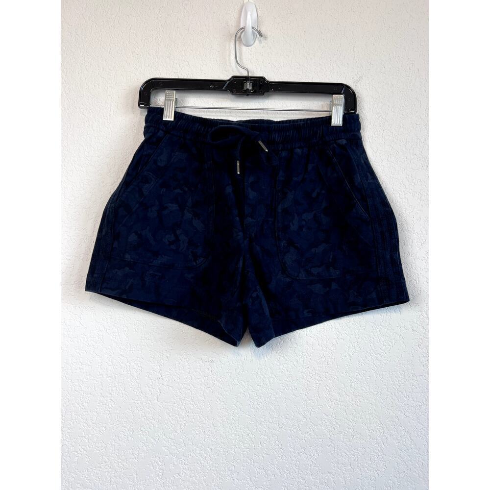 Athleta Camo Farallon Drawstring Shorts - Women's Size 2